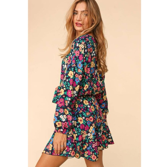 HAPTICS Feeling Bold Navy Floral Challis Woven Romper Long Sleeve Large - Picture 1 of 15